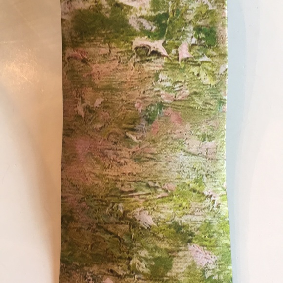 NWOT Silk Tie from Clark Art Institute - Picture 3 of 11